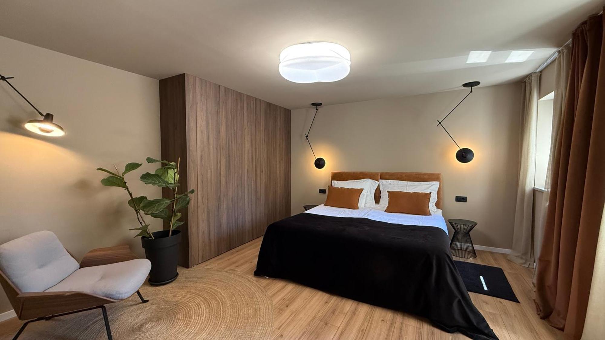 Monvi Luxury Suites Near Bacvice Beach And Old Town Сплит Екстериор снимка