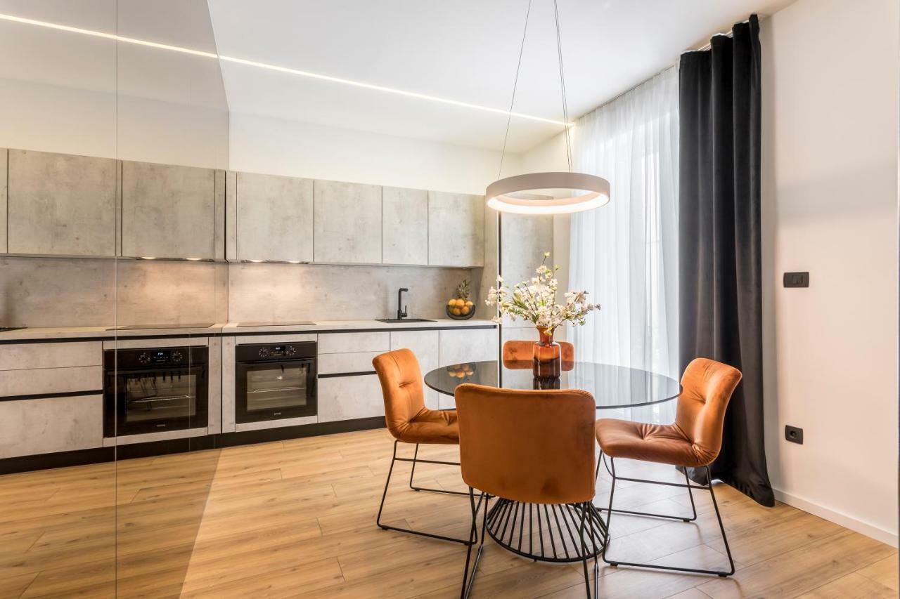Monvi Luxury Suites Near Bacvice Beach And Old Town Сплит Екстериор снимка