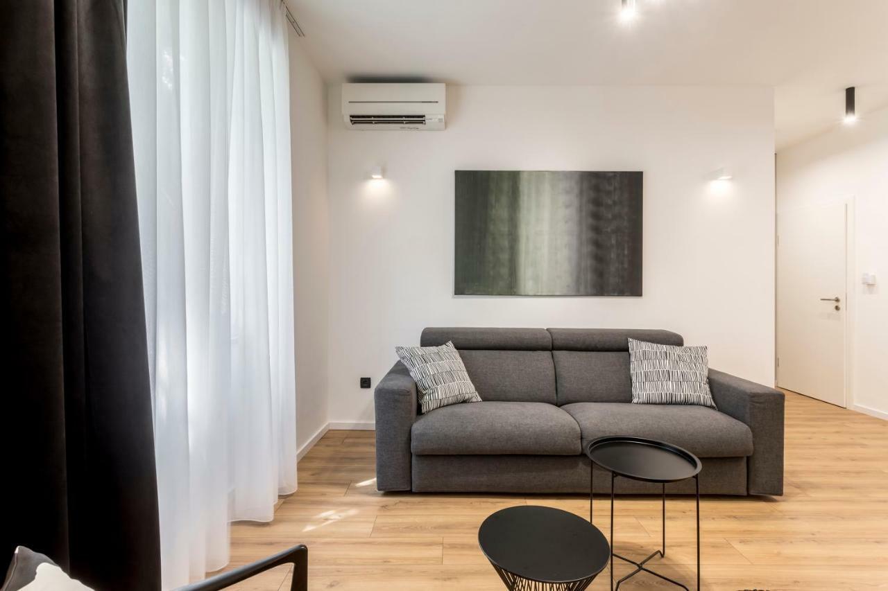 Monvi Luxury Suites Near Bacvice Beach And Old Town Сплит Екстериор снимка