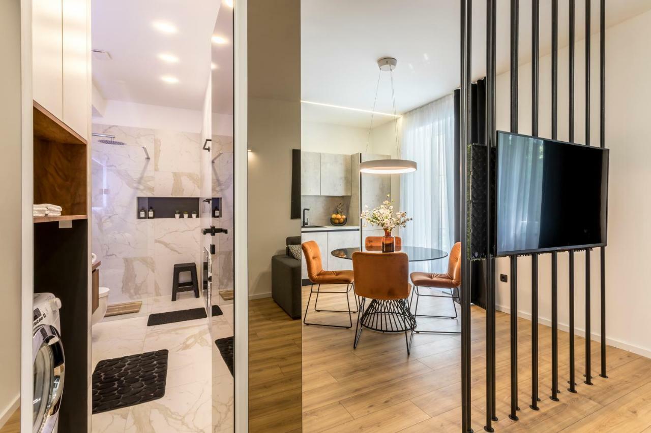 Monvi Luxury Suites Near Bacvice Beach And Old Town Сплит Екстериор снимка